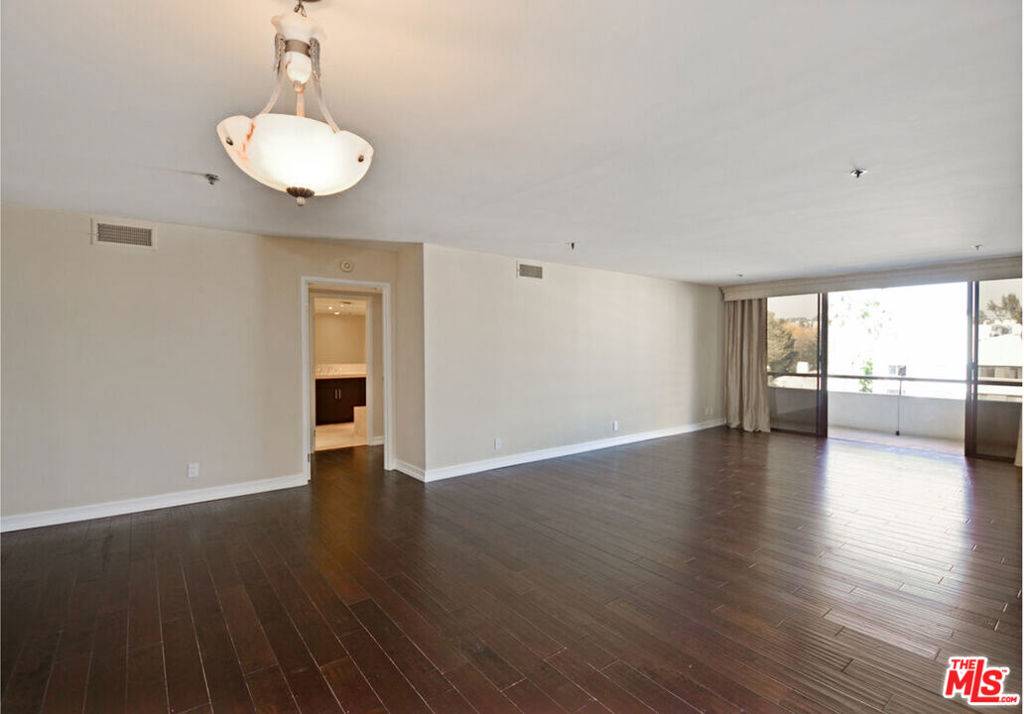 Los Angeles, CA 90024,10660 WILSHIRE BLVD #705