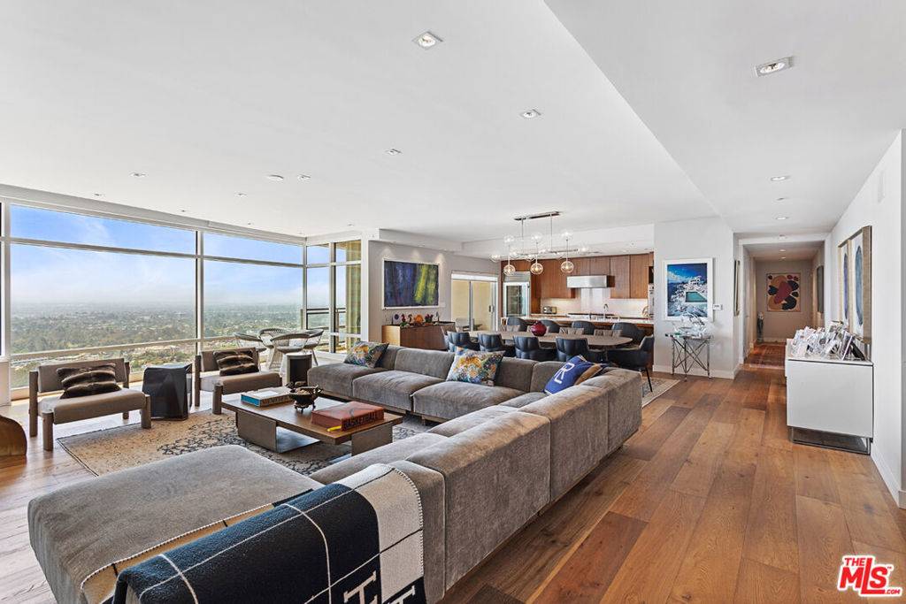 1 W Century DR #23B, Los Angeles, CA 90067