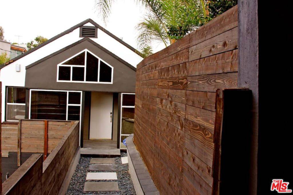 2161 Ewing ST, Los Angeles, CA 90039