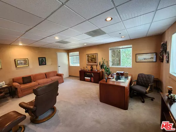 Westlake Village, CA 91361,1240 S Westlake BLVD #211