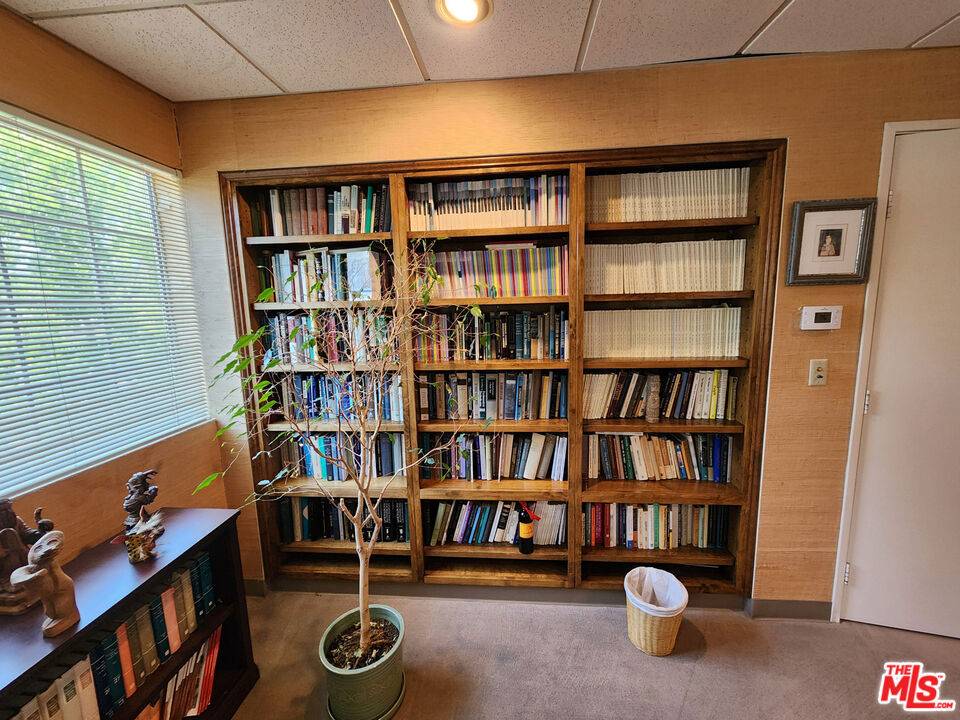 Westlake Village, CA 91361,1240 S Westlake BLVD #211