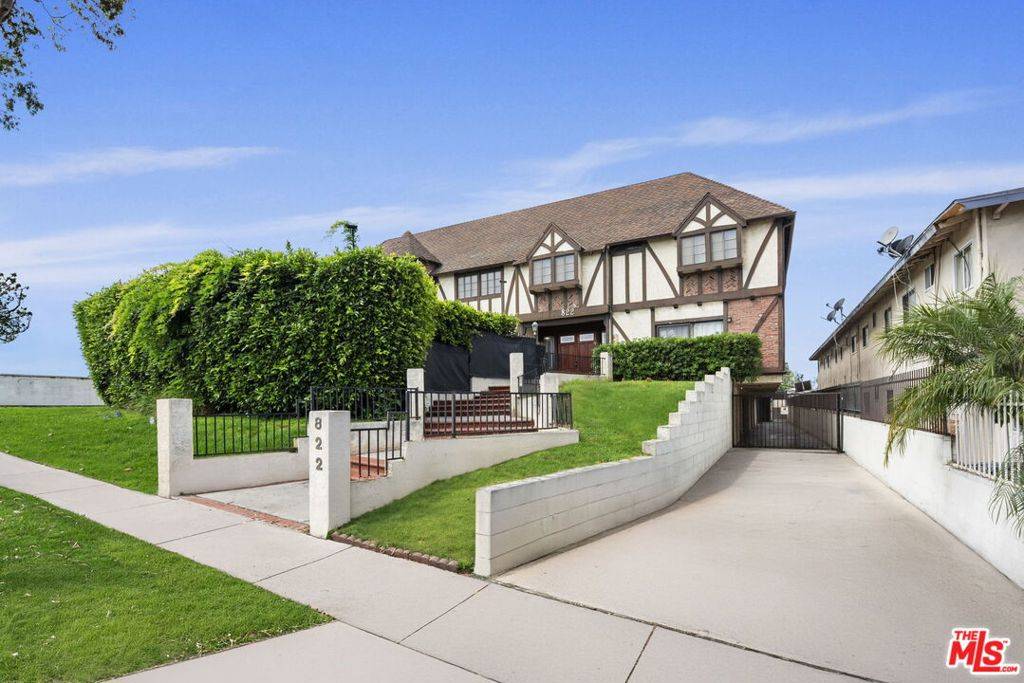 822 Victor AVE #14, Inglewood, CA 90302