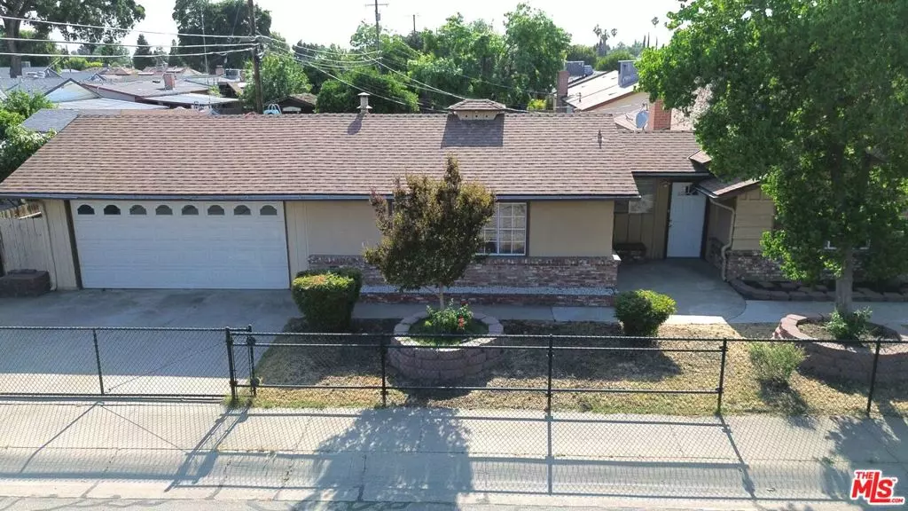 Visalia, CA 93292,833 E Myrtle AVE