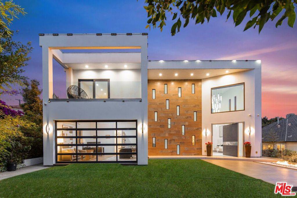 12443 W Sunset BLVD, Los Angeles, CA 90049