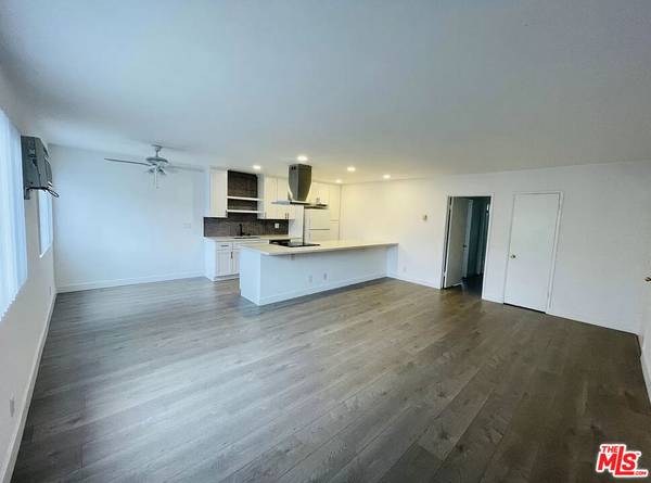 1009 N Edinburgh AVE #7, West Hollywood, CA 90046