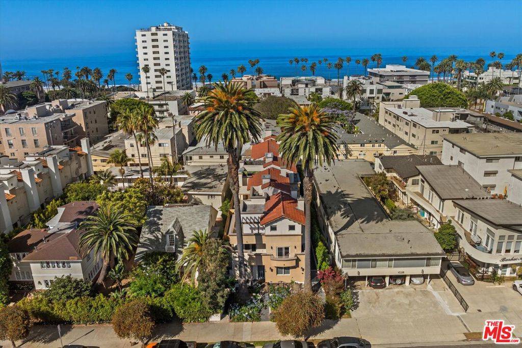 Santa Monica, CA 90403,1032 3rd ST #103