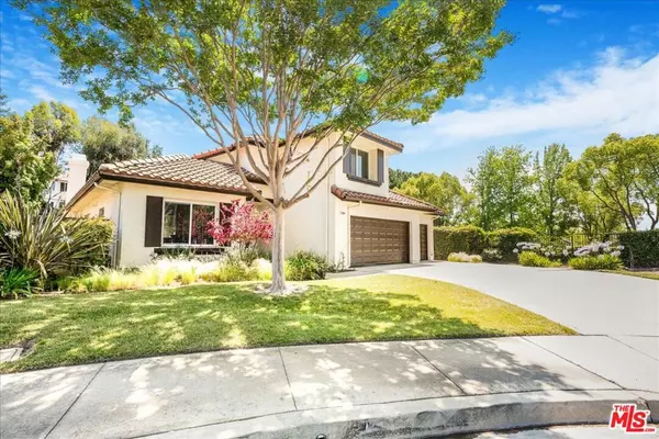 12084 London Grove CT, Moorpark, CA 93021