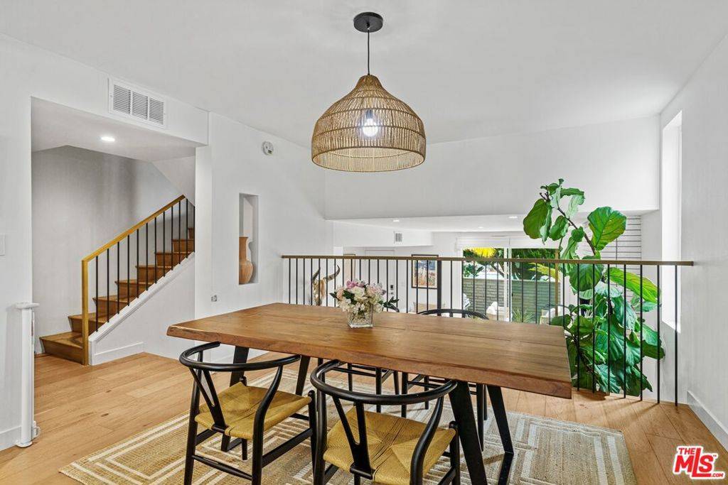 Marina Del Rey, CA 90292,4707 La Villa Marina #J
