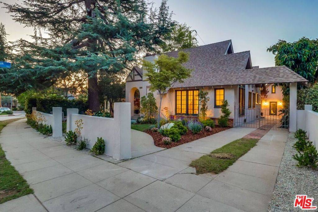 1579 Oak Grove DR, Los Angeles, CA 90041