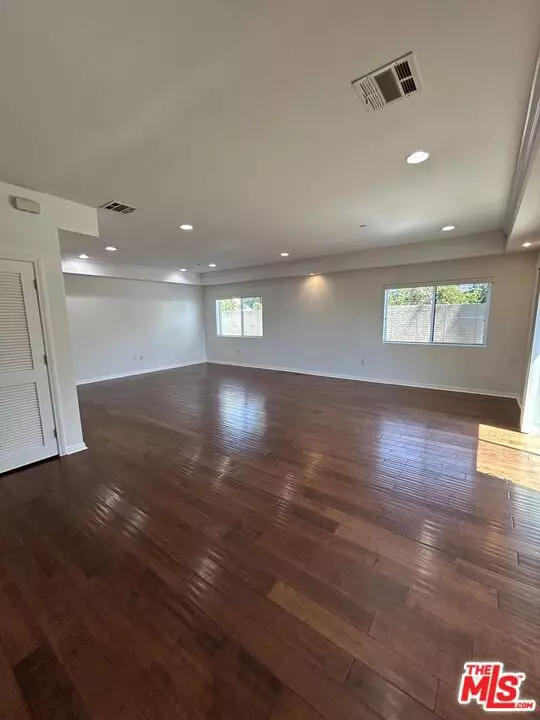 Glendale, CA 91203,362 Salem ST #104