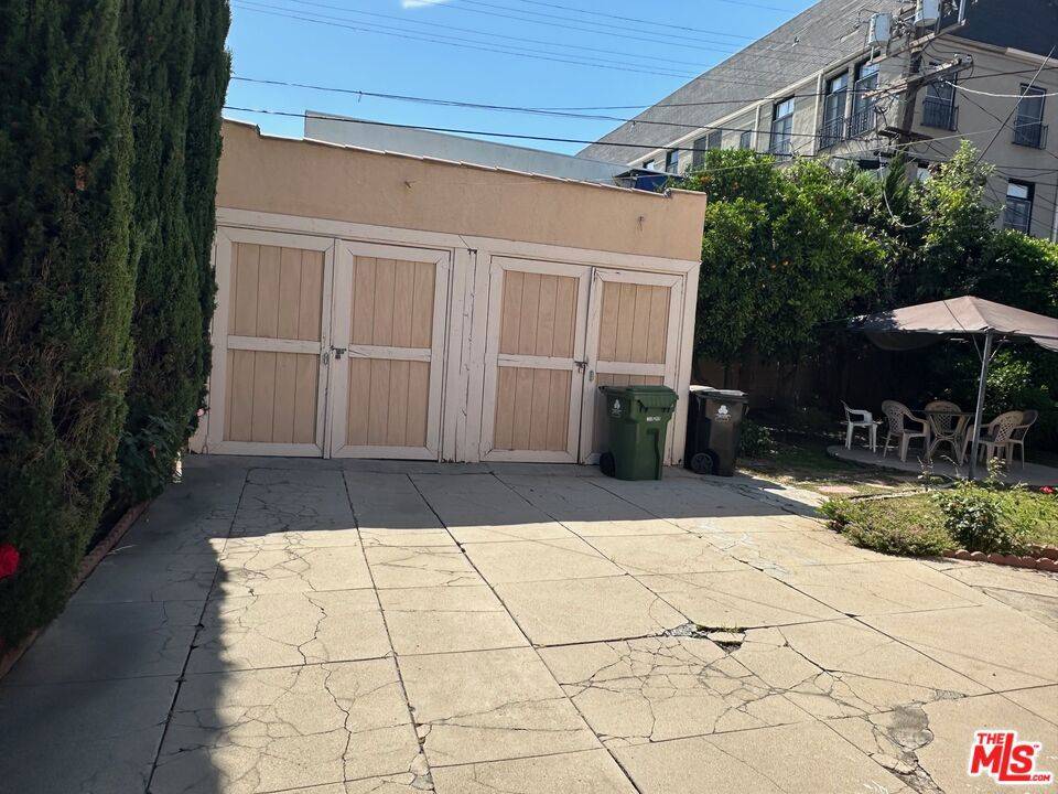 Los Angeles, CA 90029,1179 N Berendo ST