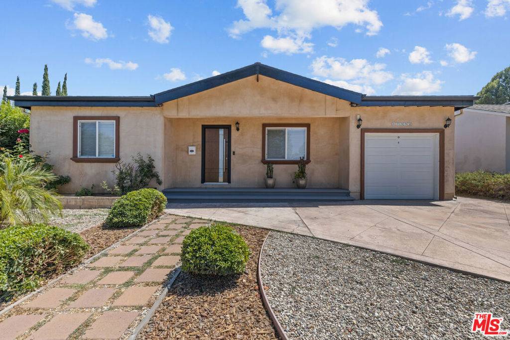 17332 Bullock ST, Encino, CA 91316