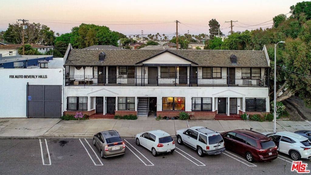 2646 La Cienega AVE, Los Angeles, CA 90034