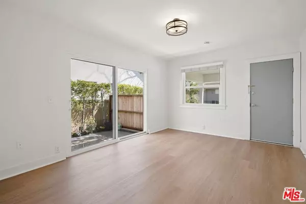 Pasadena, CA 91104,1563 E Elizabeth ST