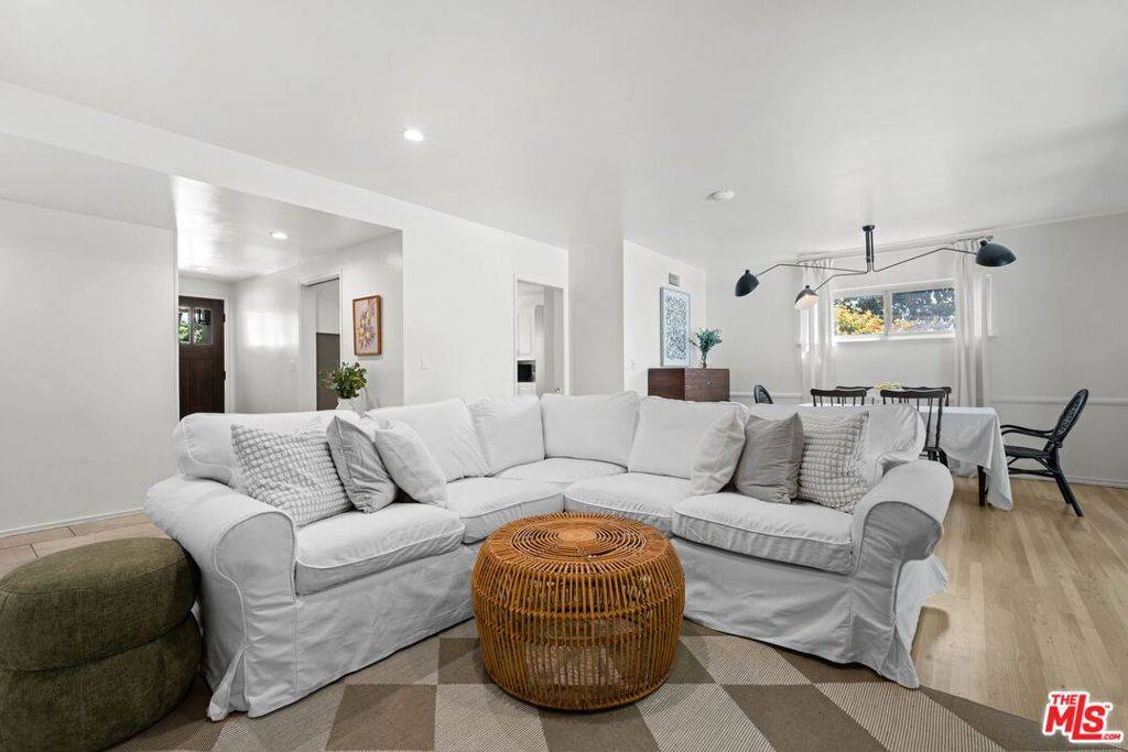 Lake Balboa, CA 91406,6827 Bianca AVE