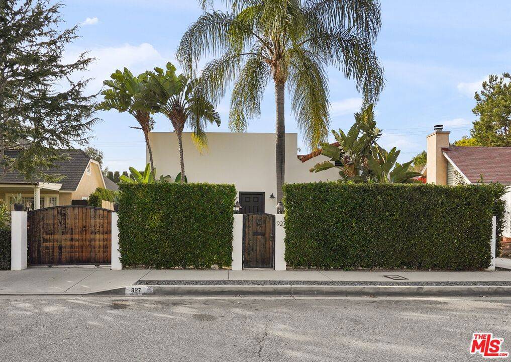 927 N Vista ST, Los Angeles, CA 90046