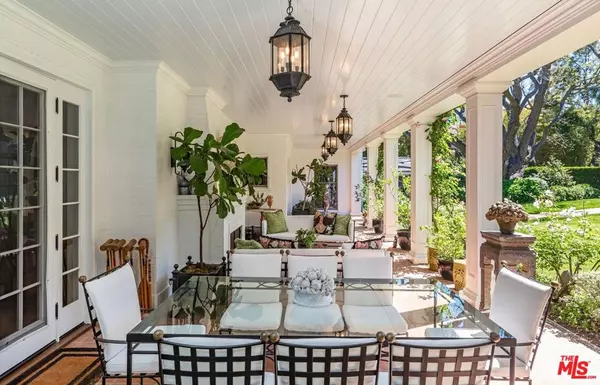 Los Angeles, CA 90049,685 Elkins RD