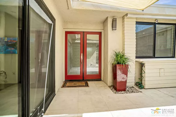 Palm Springs, CA 92264,2365 S Oakcrest DR