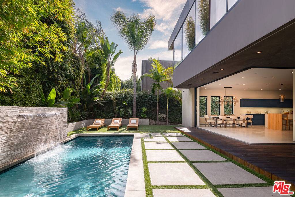 428 N La Jolla AVE, Los Angeles, CA 90048