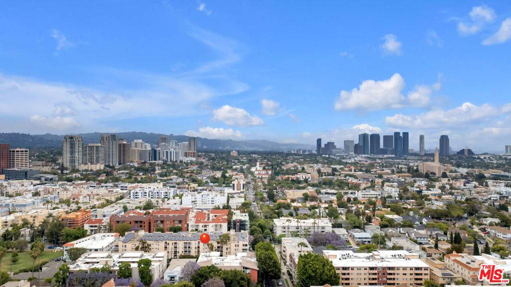 Los Angeles, CA 90025,1434 Greenfield AVE #303