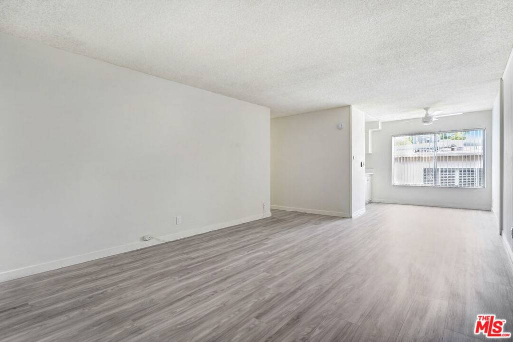 1134 N Clark ST #304, West Hollywood, CA 90069
