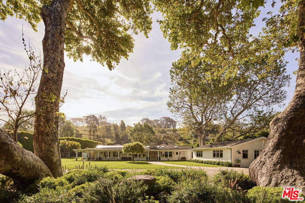 6172 Bonsall DR, Malibu, CA 90265