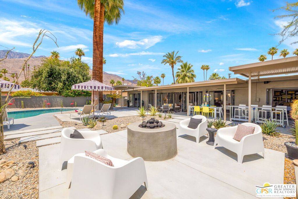 Palm Springs, CA 92264,1251 E San Lorenzo RD