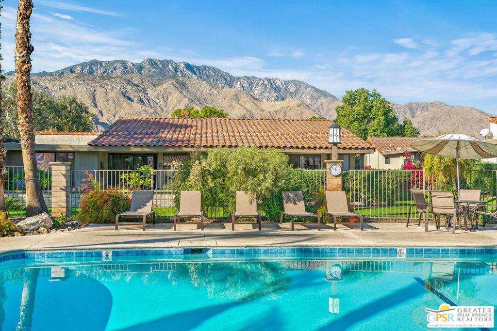 1249 Trofeo CIR, Palm Springs, CA 92262