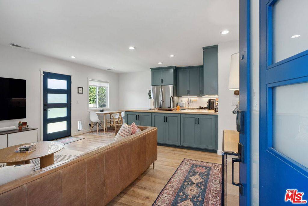 4852 S Centinela AVE, Los Angeles, CA 90066