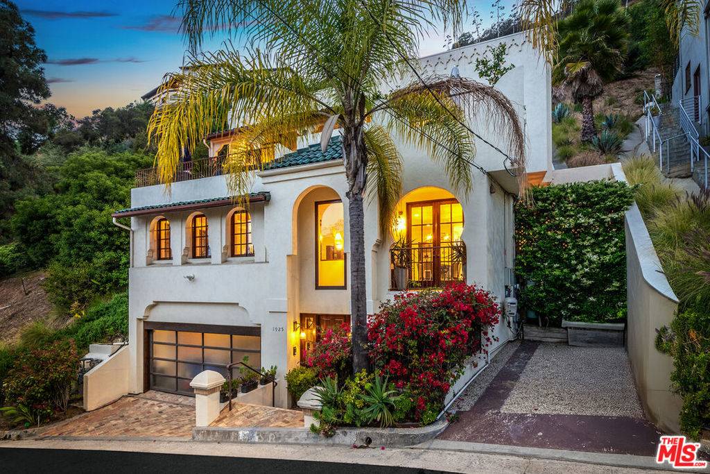 1925 Curson PL, Los Angeles, CA 90046