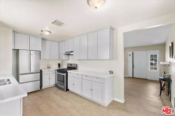 40611 178th ST, Lancaster, CA 93535