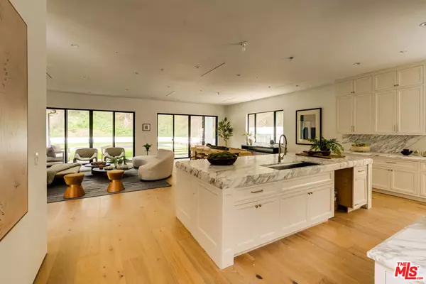 Encino, CA 91436,16815 Shileno PL