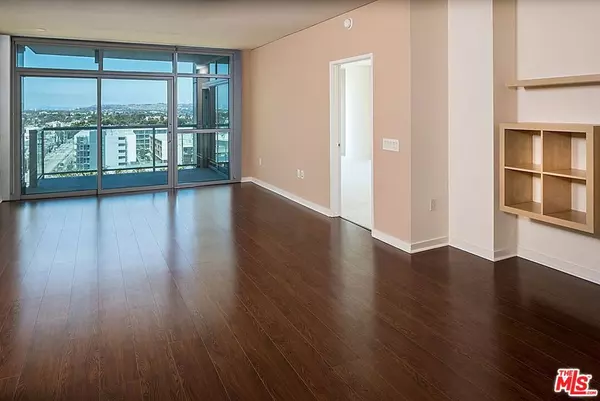 Marina Del Rey, CA 90292,13650 Marina Pointe DR #908