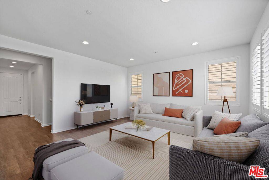 Santa Clarita, CA 91350,20650 Huntley WAY