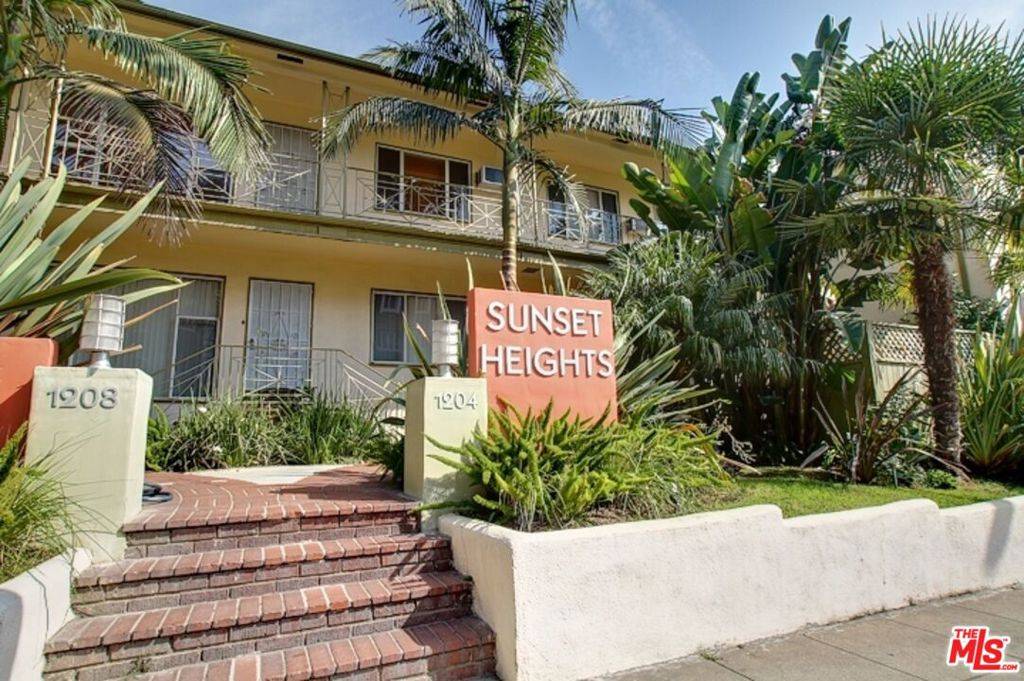 1204 N Crescent Heights BLVD #3, West Hollywood, CA 90046