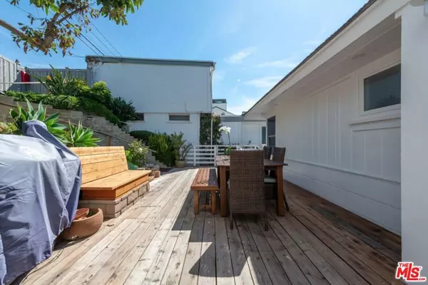 Malibu, CA 90265,24942 Malibu RD