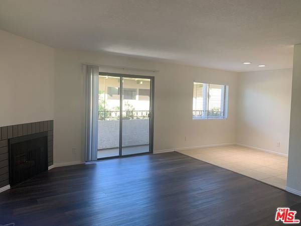 4353 Coldwater Canyon AVE #103, Studio City, CA 91604
