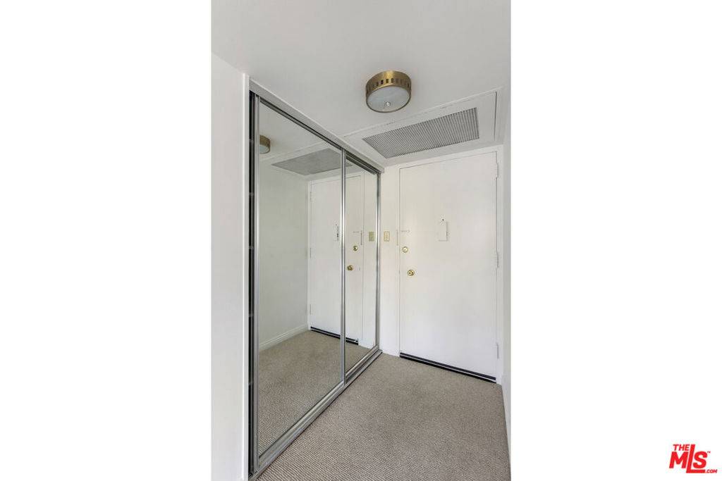Los Angeles, CA 90027,4455 Los Feliz BLVD #506