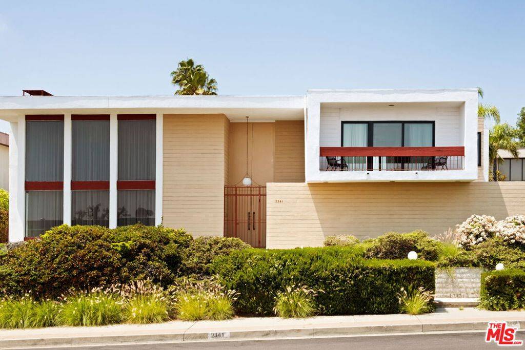 2341 N Hobart BLVD, Los Angeles, CA 90027