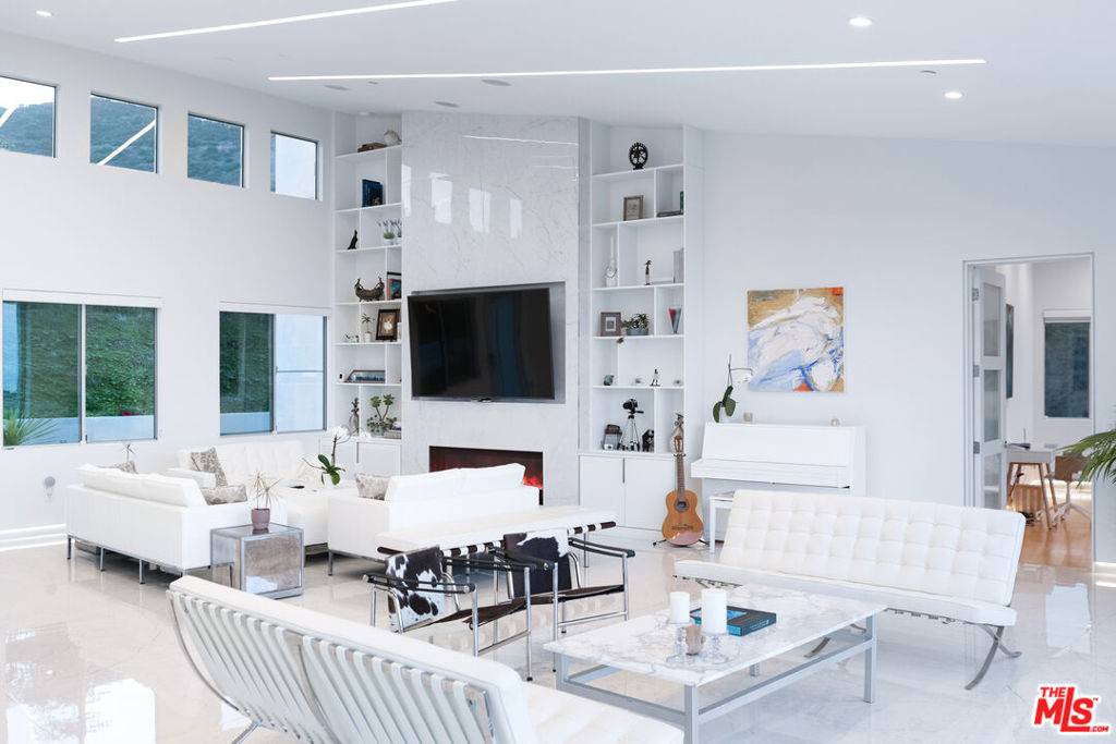 Malibu, CA 90265,28405 Via Acero ST
