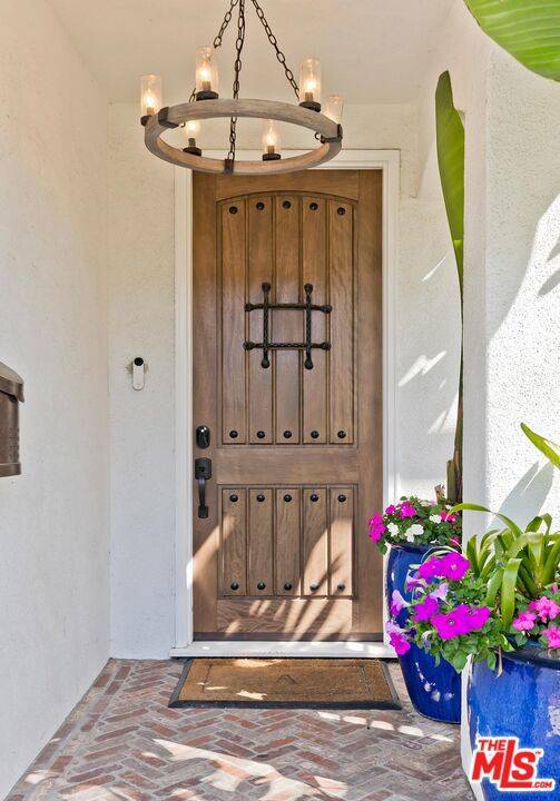 Marina Del Rey, CA 90292,820 Howard ST