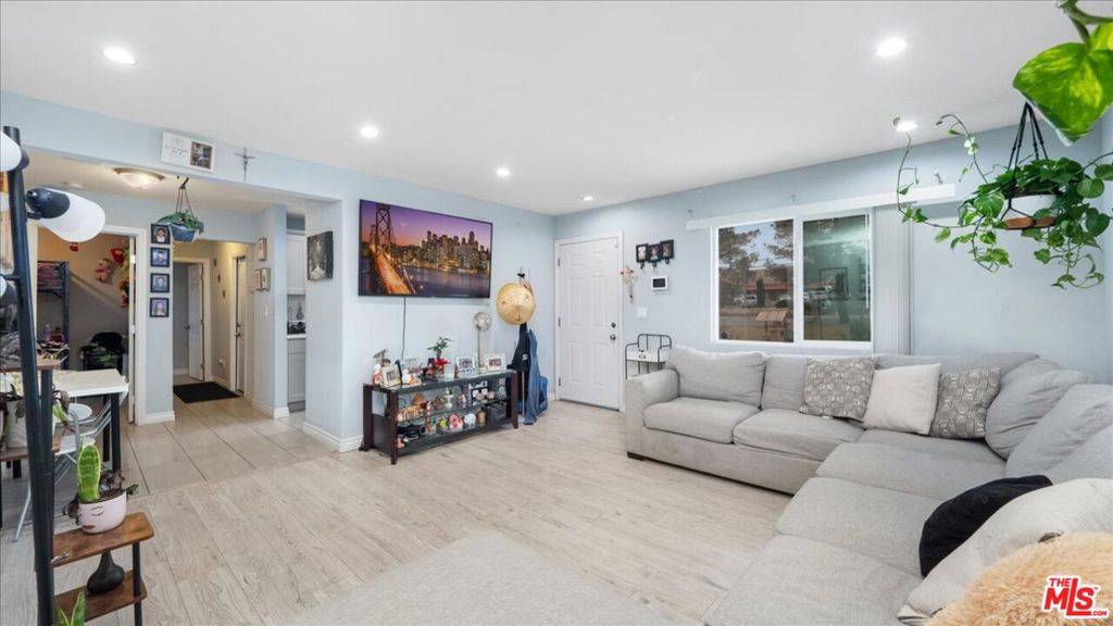 Victorville, CA 92395,14312 Outer Hesperia RD