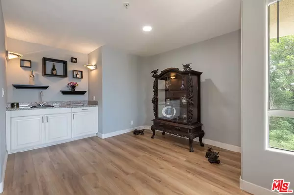 Los Angeles, CA 90035,8559 Alcott ST #301