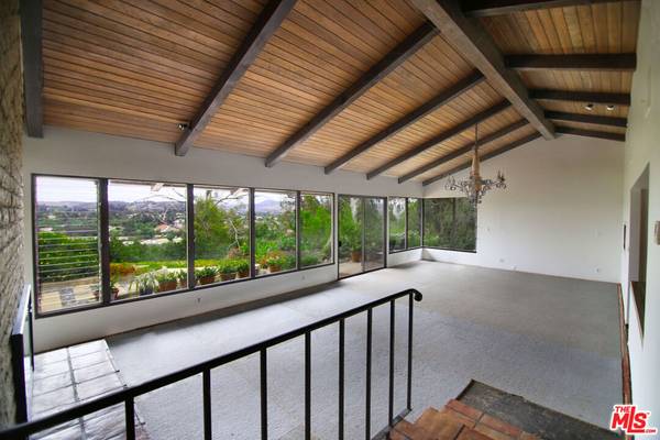 San Juan Capistrano, CA 92675,31523 Aguacate RD
