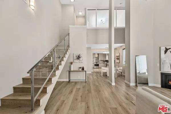 2045 Beloit AVE #302, Los Angeles, CA 90025