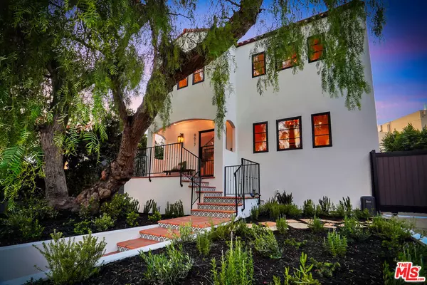 West Hollywood, CA 90069,8617 Rugby DR