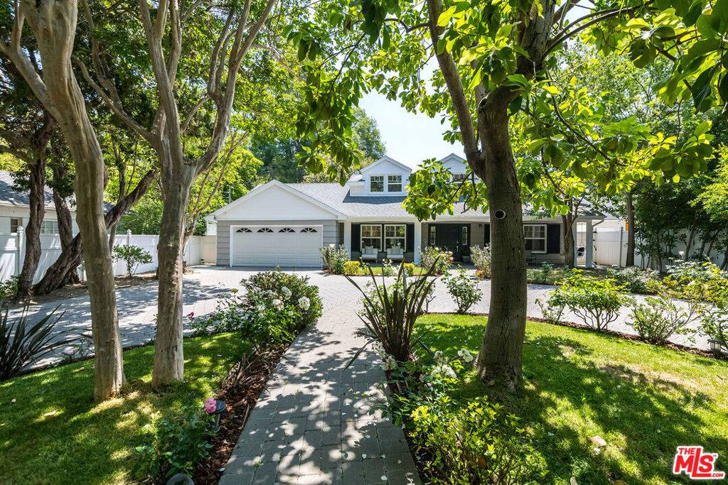 3544 Laurel Canyon BLVD, Studio City, CA 91604