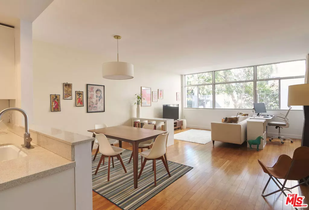 Los Angeles, CA 90046,7960 Selma AVE #109