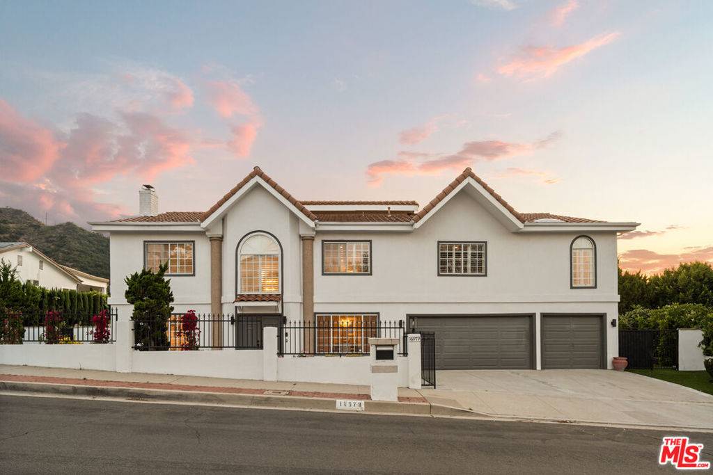 16979 Encino Hills DR, Encino, CA 91436