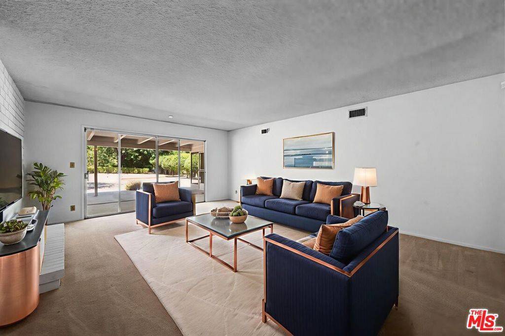 Woodland Hills, CA 91364,4811 Adele CT